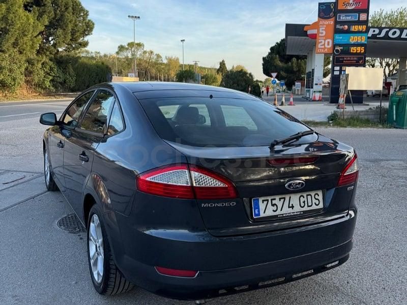 Usado Ford Mondeo Trend 125 CV (91 kW) 2008 Azul Familiar