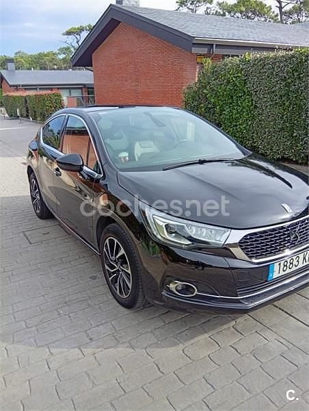 Usado DS Automobiles DS4 Style 120 CV (88 kW) 2018 Negro Berlina