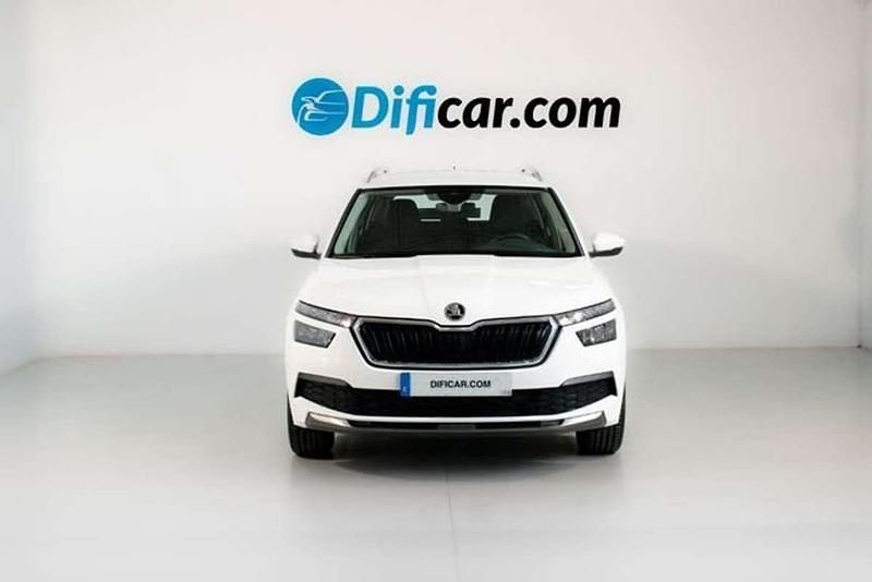 Usado Skoda Kamiq Ambition 111 CV (81 kW) 2021 Blanco SUV