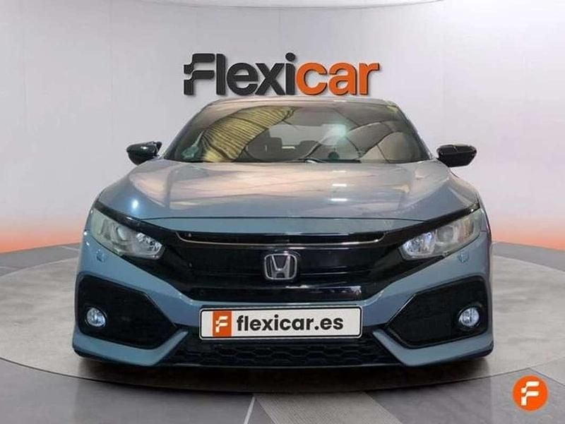 Begagnad Honda Civic Comfort 129 HK (94 kW) 2019 Grå Halvkombi
