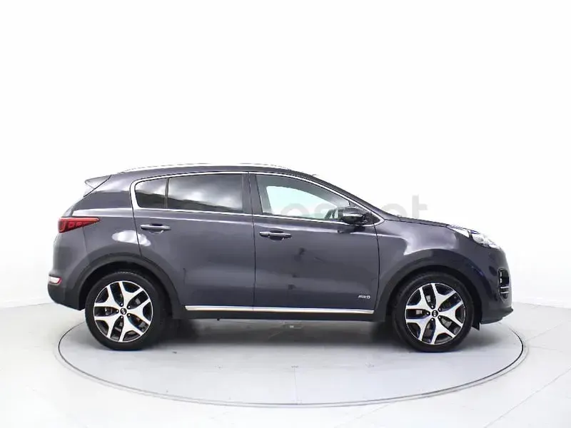 Usado Kia Sportage GT-Line 185 CV (136 kW) 2016 Gris / plata SUV
