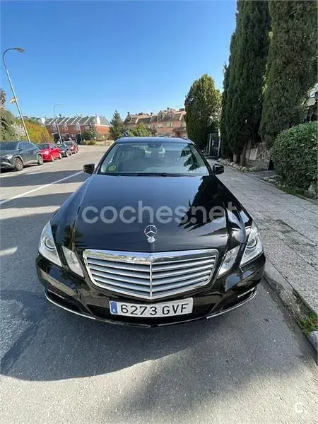 Usado Mercedes E220 Elegance 170 CV (125 kW) 2010 Negro Berlina