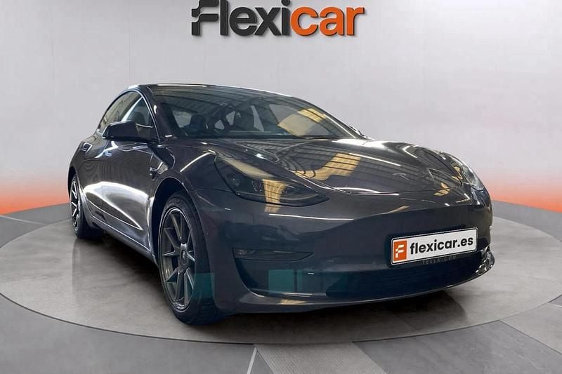 Gris Usado 2021 Tesla Model 3 Berlina | 24.790 € (Precio justo) - Imagen 1/4