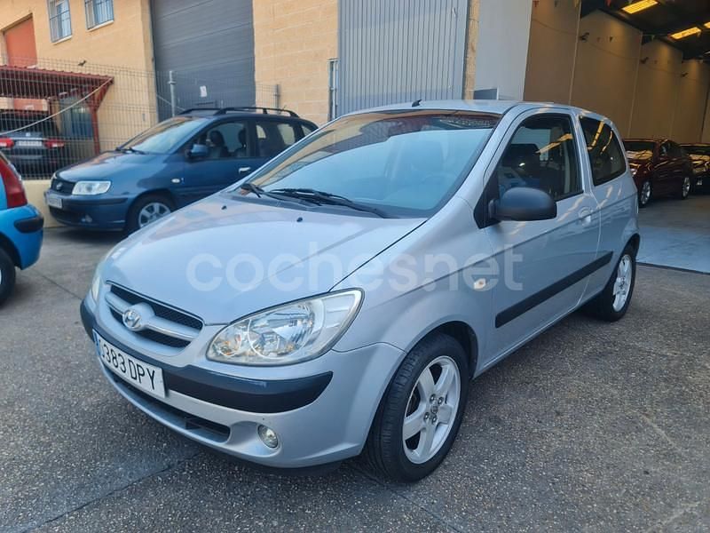 Gris / plata Usado 2005 Hyundai Getz GLS Utilitario | 600 € (Super precio) - Imagen 1/4