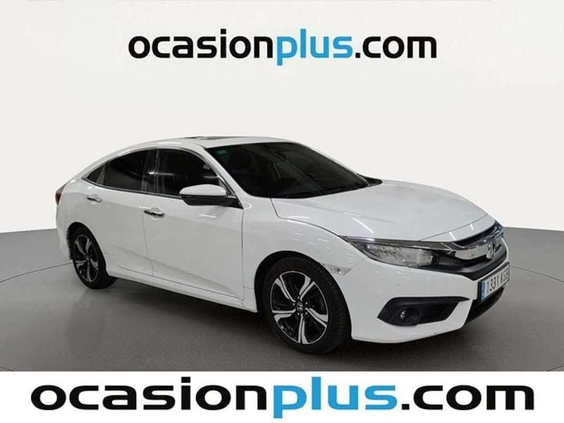 Usado Honda Civic Executive 182 CV (133 kW) 2017 Blanco Berlina