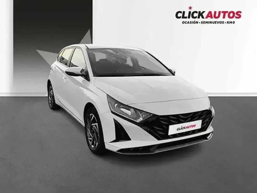 Usado Hyundai i20 101 CV (74 kW) 2026 Blanco Utilitario
