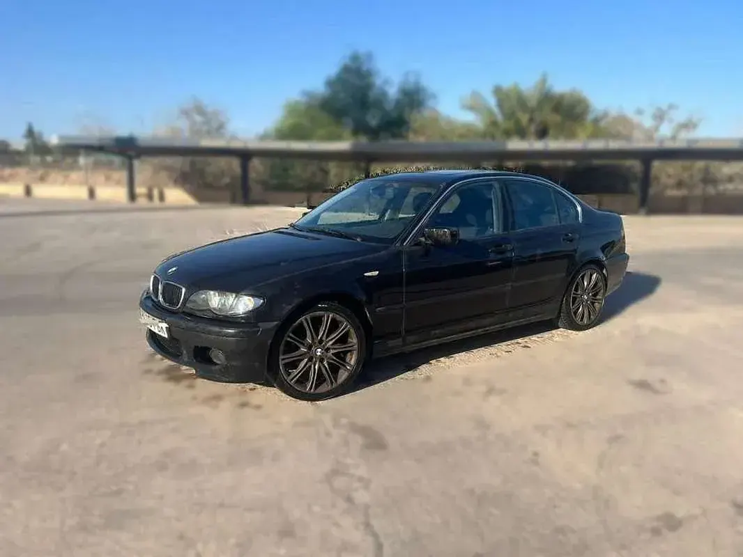 Usado BMW 320 150 CV (110 kW) 2002 Negro Berlina