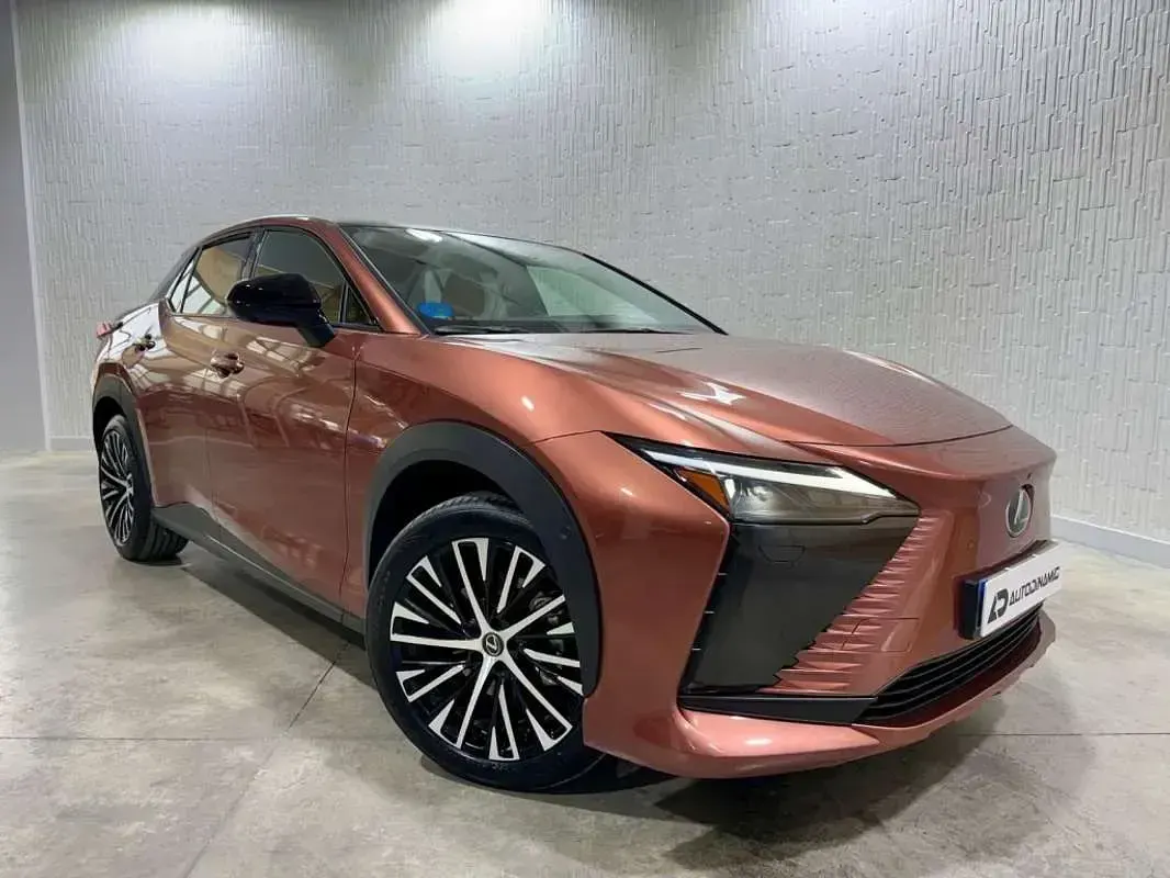 Usado Lexus RZ 450e Executive Line 230 kW (313 CV) 2024 Burdeos SUV