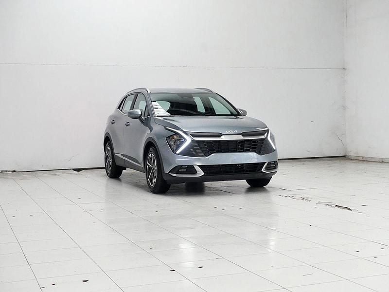 Usado Kia Sportage 136 CV (100 kW) 2024 Gris SUV