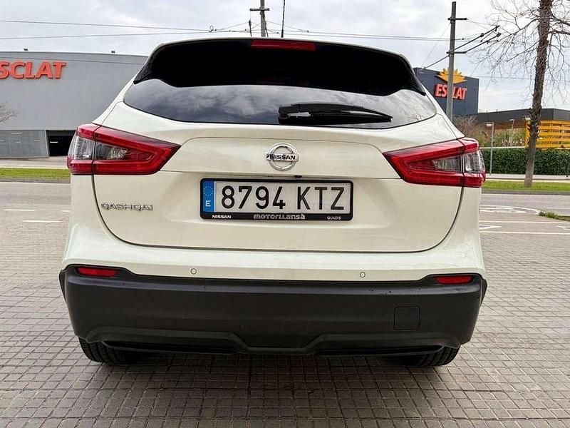 Usado Nissan Qashqai N-Connecta 139 CV (102 kW) 2019 Blanco SUV