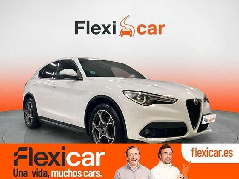 Blanco Usado 2022 Alfa Romeo Stelvio Sprint SUV | 26.790 € (Un poco caro) - Imagen 1/4