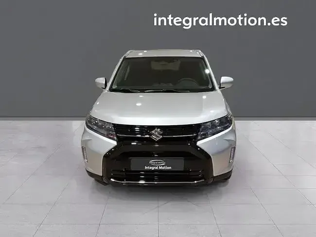 Nuevo Suzuki Vitara 110 CV (80 kW) 2026 Gris SUV