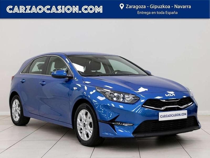 Usado Kia Ceed 120 CV (88 kW) 2024 Azul Utilitario