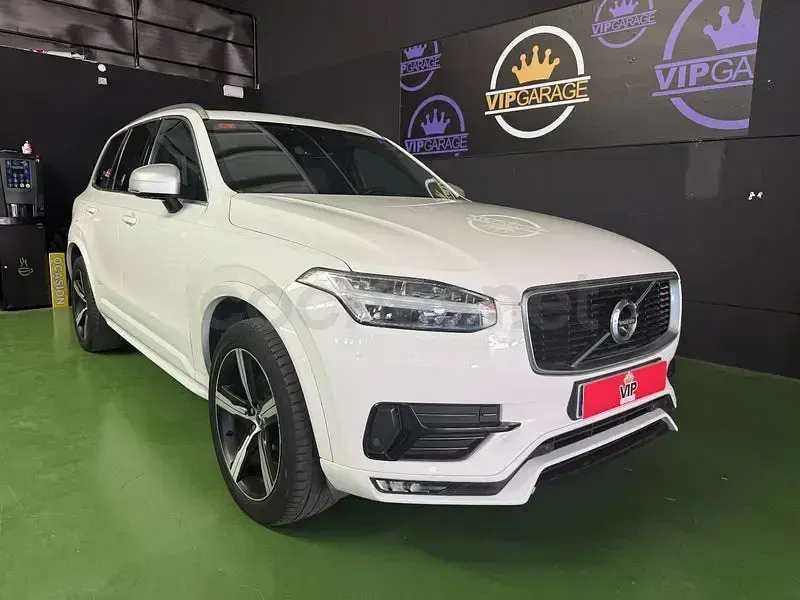 Usado Volvo XC90 R-Design 235 CV (172 kW) 2019 Blanco SUV