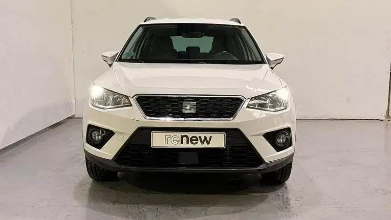 Usado Seat Arona Ecomotive 95 CV (69 kW) 2019 Blanco SUV