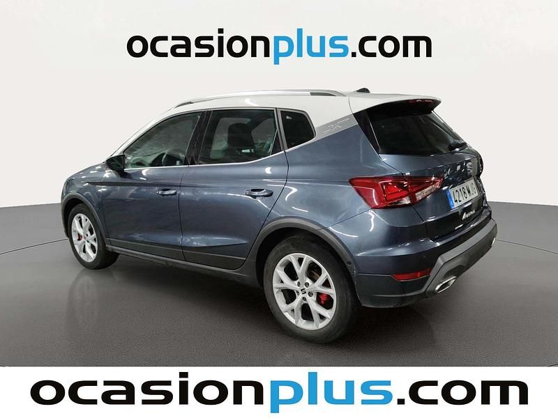 Usado Seat Arona FR 150 CV (110 kW) 2023 Gris SUV