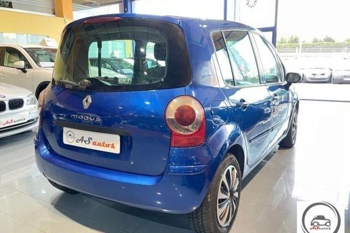 Usado Renault Modus Dynamique 85 CV (62 kW) 2007 Monovolumen