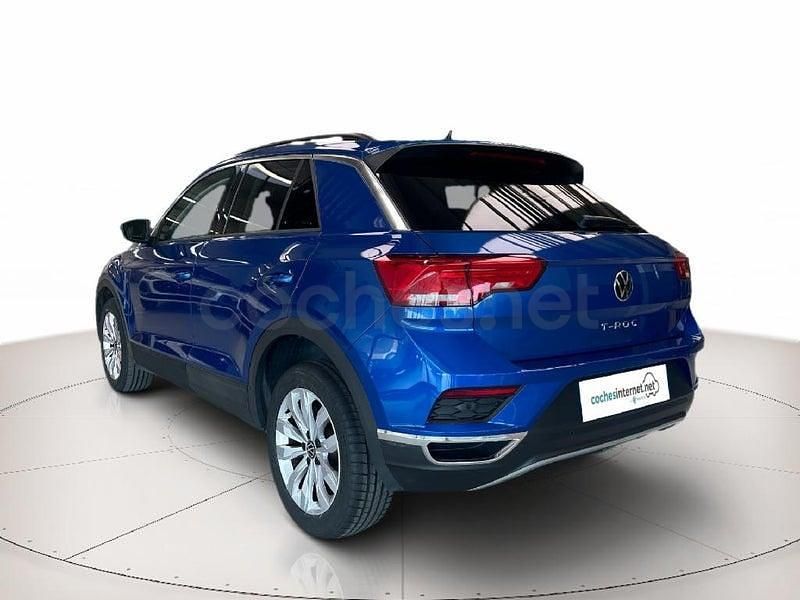 Usado VW T-Roc Advance 110 CV (80 kW) 2021 Azul SUV