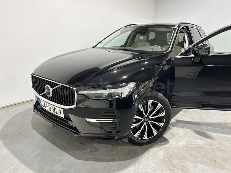 Usado Volvo XC60 Core 197 CV (144 kW) 2023 Negro SUV