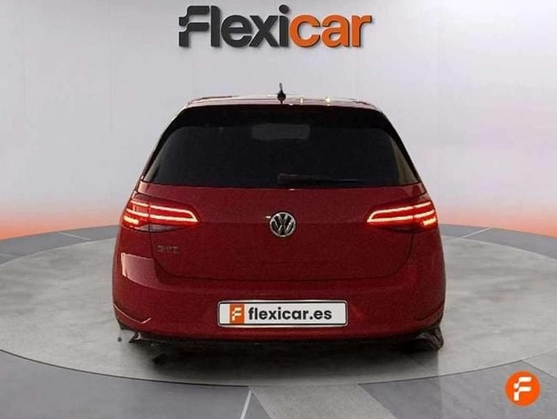 Usado VW Golf VII GTI 245 CV (180 kW) 2017 Rojo Utilitario