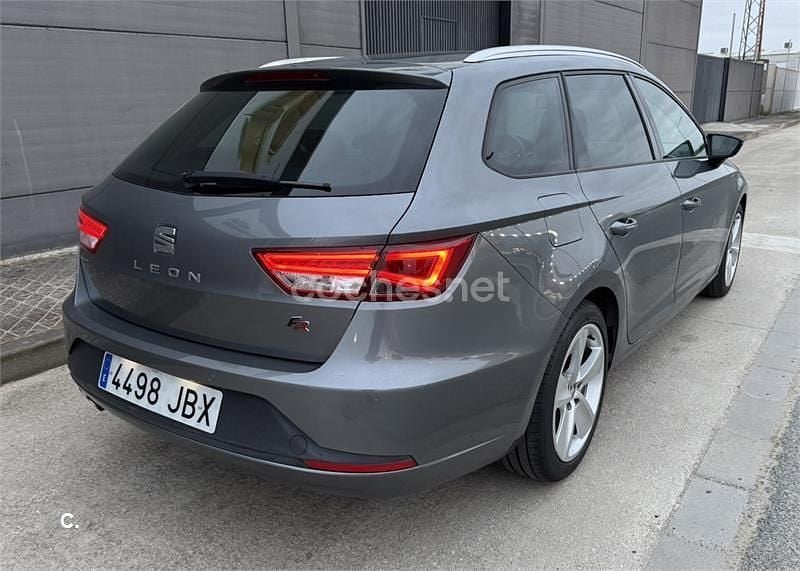 Usado Seat Leon ST FR 150 HP (110 kW) 2015 Cinzento Carrinha