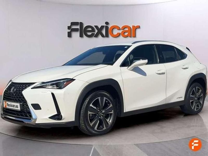 Usado Lexus UX 250h Business Edition 184 CV (135 kW) 2019 Blanco SUV