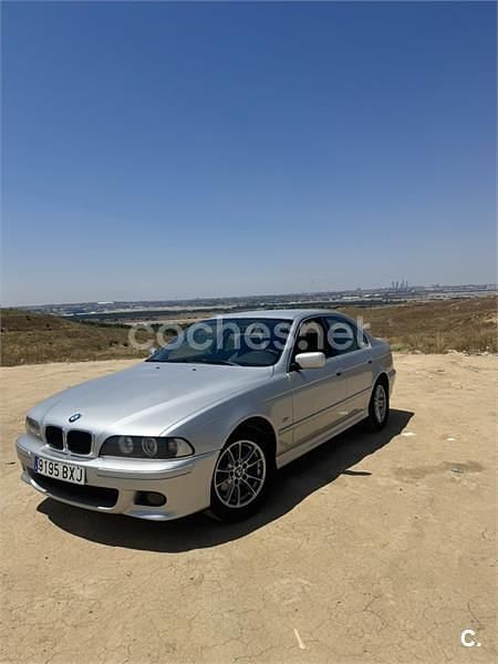 Gris / plata Usado 2002 BMW 520 Exclusive Berlina | 4000 € - Imagen 1/4