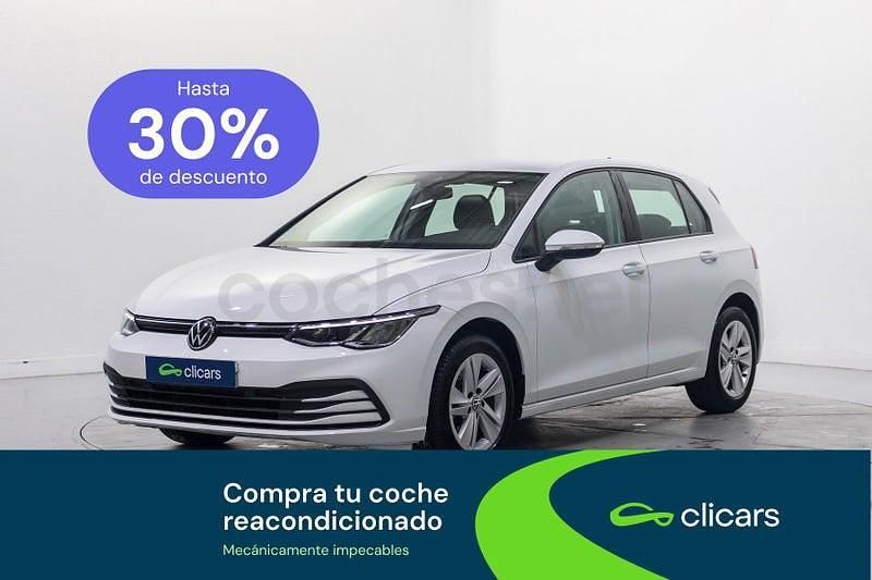 Usado VW Golf VIII 115 CV (84 kW) 2021 Blanco Berlina