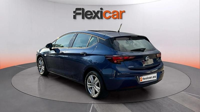 Usado Opel Astra GS Line 131 CV (96 kW) 2020 Azul Utilitario