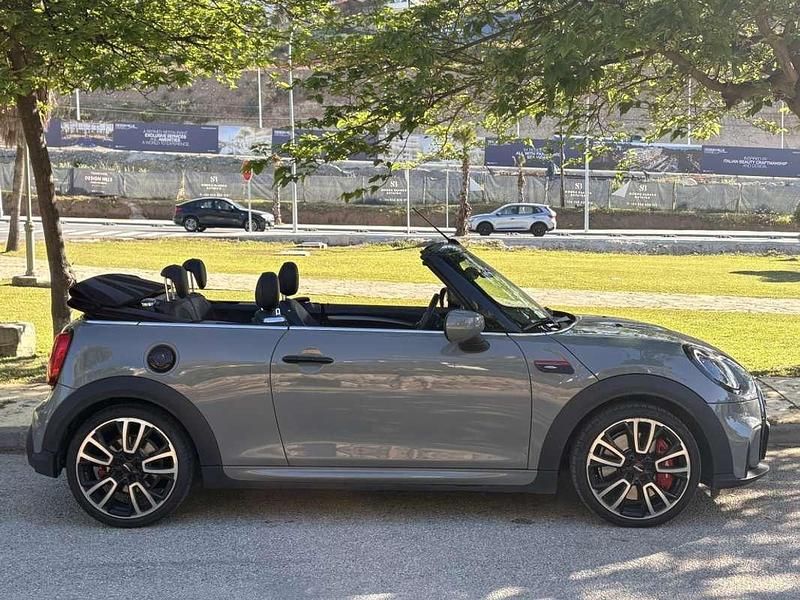 Usado Mini John Cooper Works Cabriolet 231 CV (169 kW) 2022 Gris Descapotable