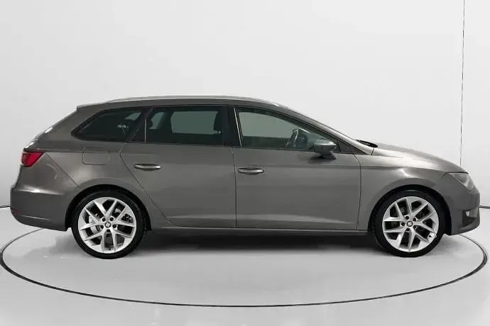 Usado Seat Leon FR 125 CV (91 kW) 2015