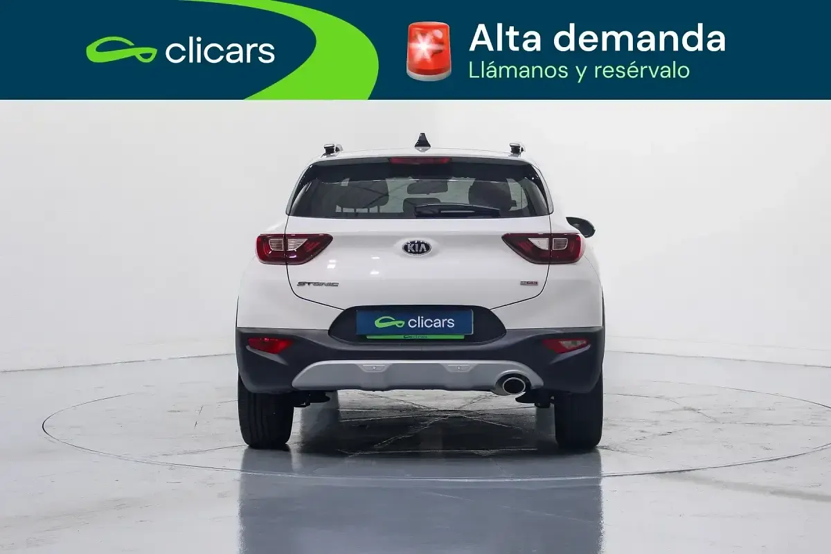 Usado Kia Stonic 100 CV (73 kW) 2020 Blanco SUV