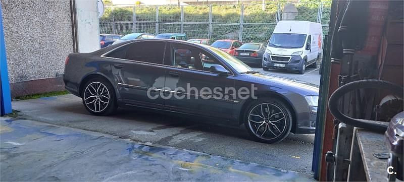 Negro Usado 2003 Audi A8 Berlina | 8000 € - Imagen 1/4