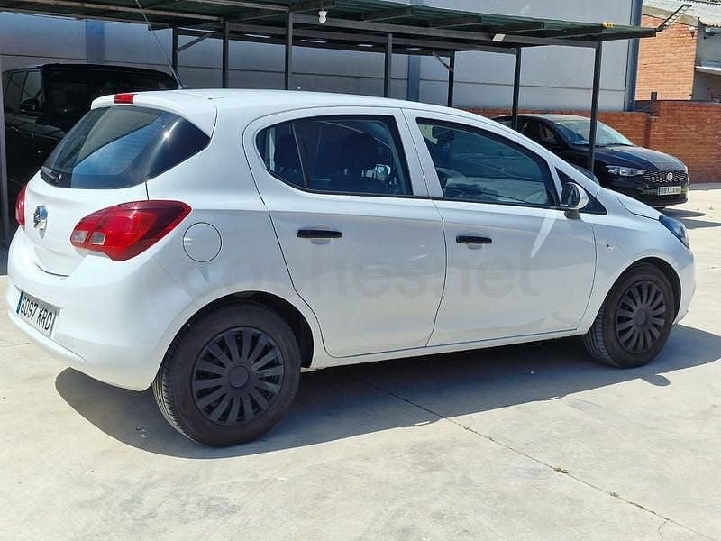 Usado Opel Corsa Expression 75 CV (55 kW) 2018 Blanco Utilitario