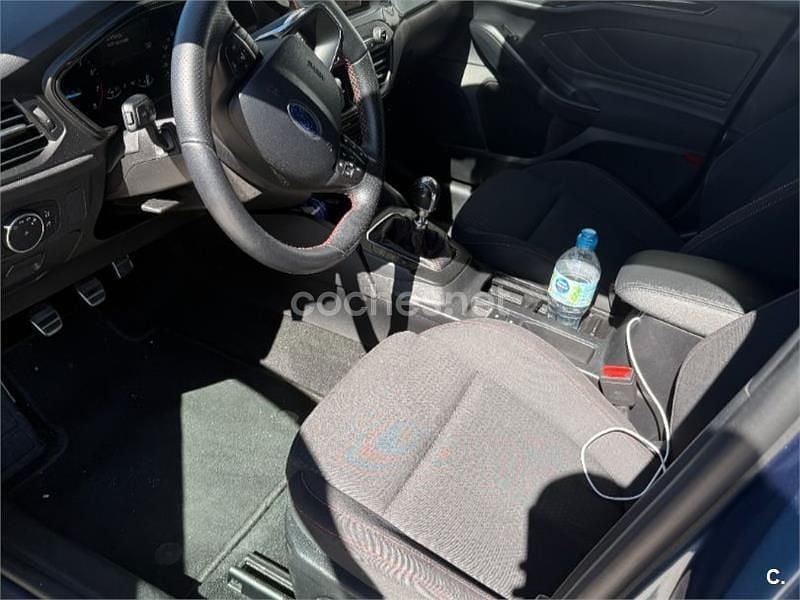 Usado Ford Focus ST-Line 125 CV (91 kW) 2018 Azul Berlina