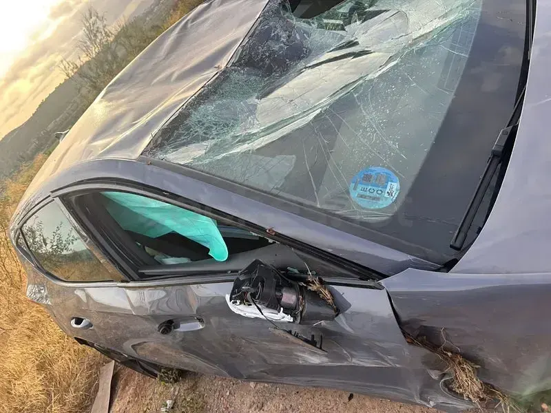 Usado Cupra Leon 150 CV (110 kW) 2024 Gris / plata Berlina