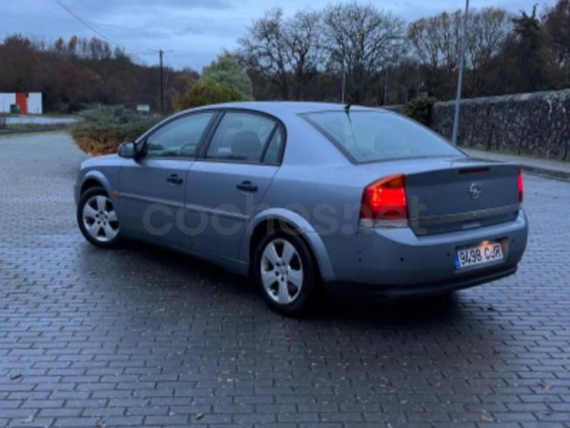 Usado Opel Vectra GTS 125 CV (91 kW) 2003 Gris / plata Berlina