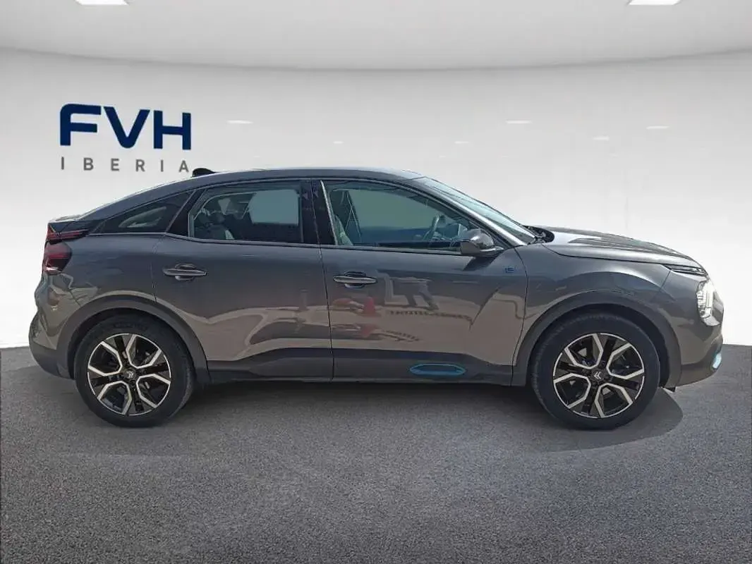 Usado Citroën e-C4 100 kW (136 CV) 2024 Gris Utilitario