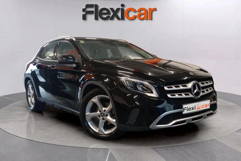 Negro Usado 2017 Mercedes GLA180 Urban SUV | 19.390 € (Precio justo) - Imagen 1/4
