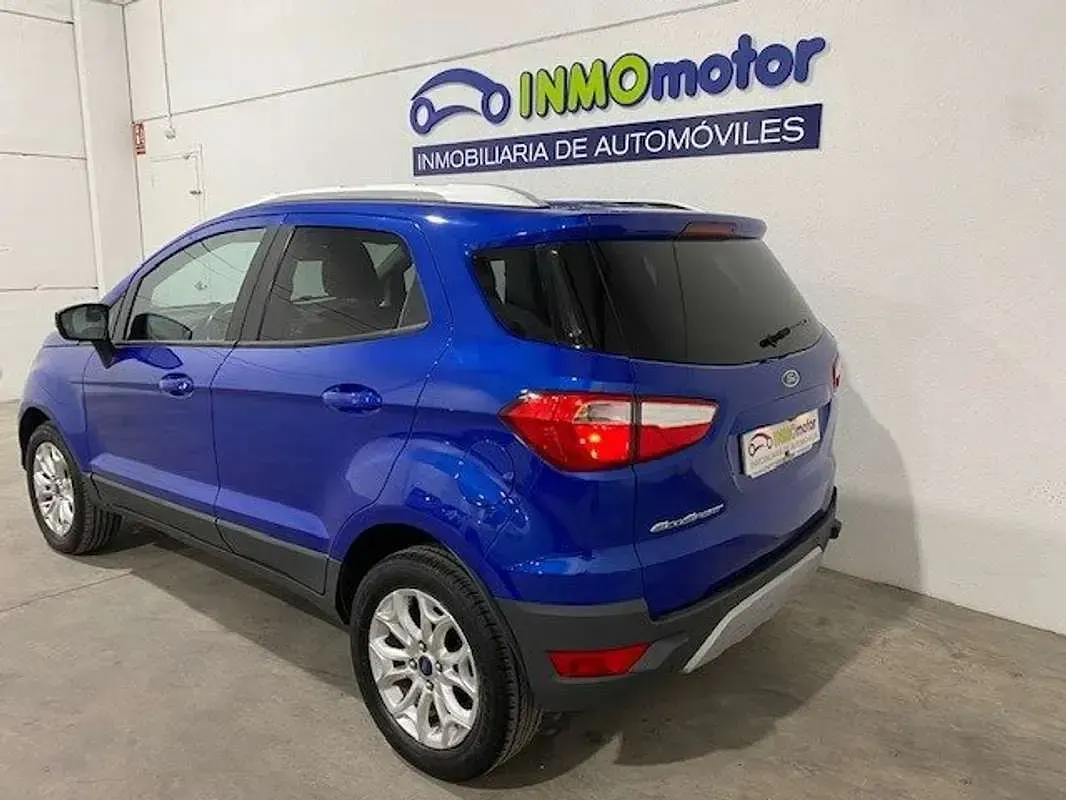 Usado Ford Ecosport Titanium 95 CV (69 kW) 2017 Azul SUV