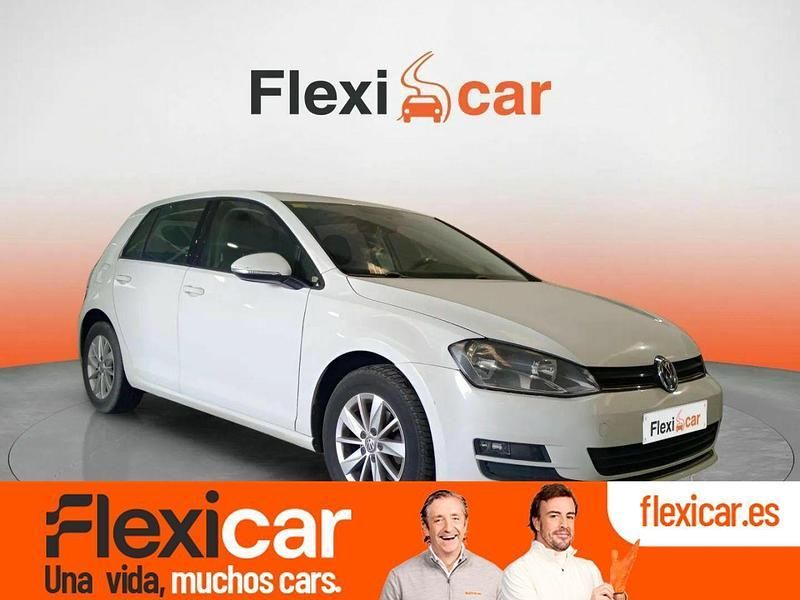 Blanco Usado 2015 VW Golf VII Business Berlina | 12.490 € (Precio justo) - Imagen 1/4