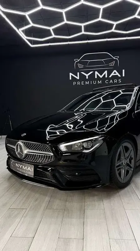 Usado Mercedes CLA200 162 CV (119 kW) 2020 Negro Coupe