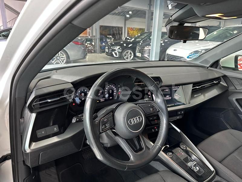 Usado Audi A3 110 CV (80 kW) 2021 Blanco Berlina