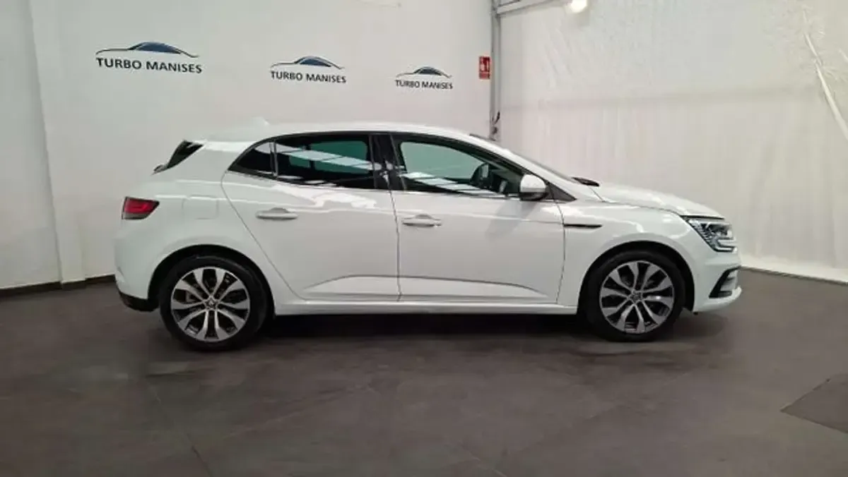 Usado Renault Mégane Techno 116 CV (85 kW) 2023 Blanco Utilitario