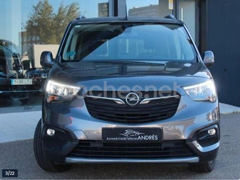Usado Opel Combo Life Innovation 131 CV (96 kW) 2020 Gris / plata Monovolumen