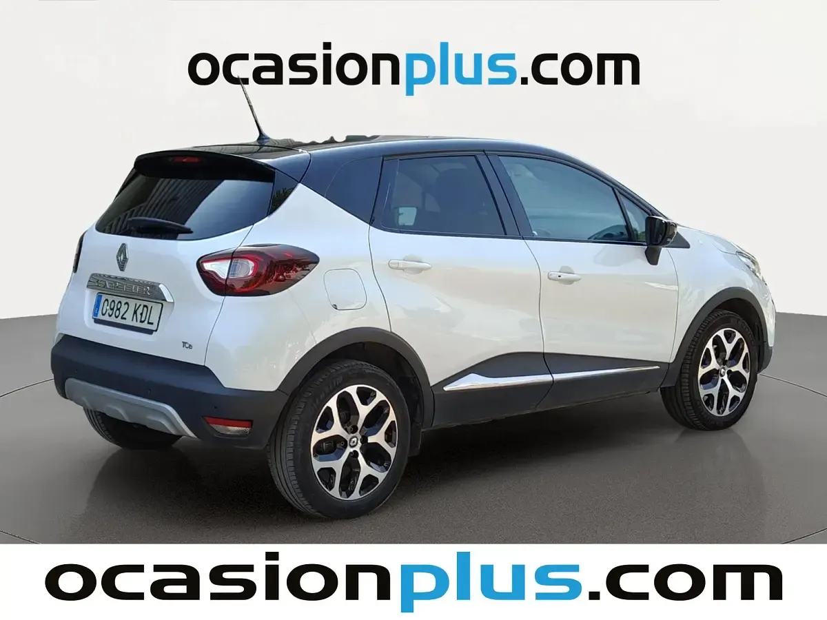 Usado Renault Captur Zen 120 CV (88 kW) 2017 Blanco SUV