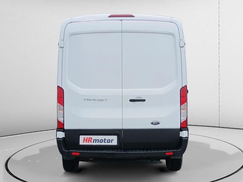 Usado Ford Transit Trend 130 CV (95 kW) 2021 Blanco Berlina