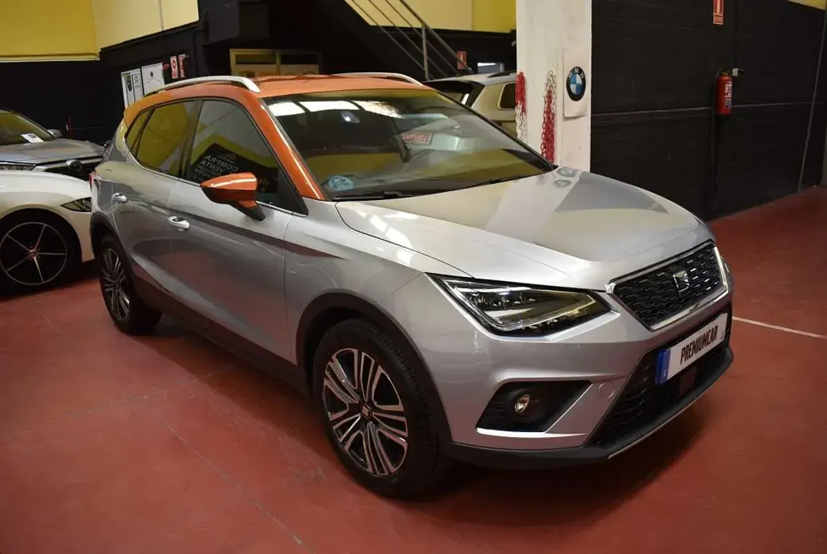 Usado Seat Arona XCELLENCE 95 CV (69 kW) 2019 Gris SUV