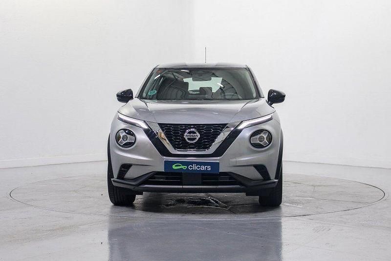 Usado Nissan Juke Acenta 114 CV (83 kW) 2021 Gris / plata SUV