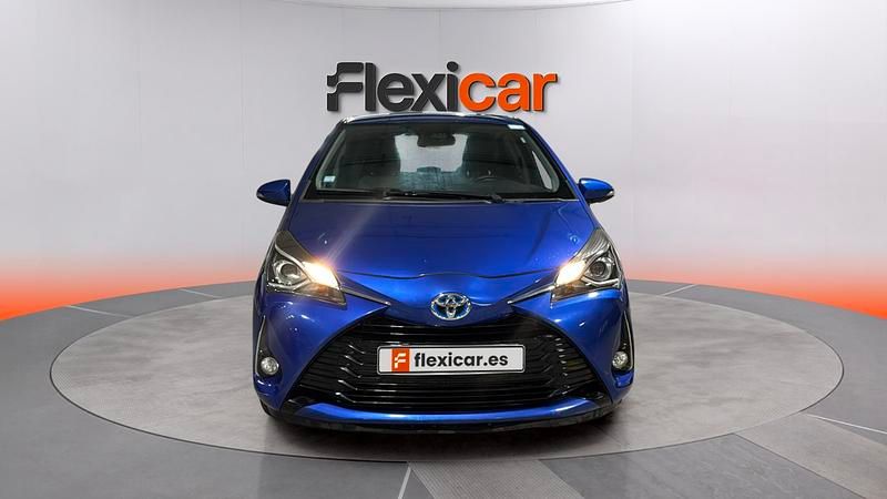 Usado Toyota Yaris Hybrid Business Edition 116 CV (85 kW) 2020 Azul Berlina
